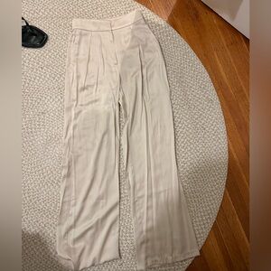 Abercrombie and Fitch silk pants 
Size 26/2

Great condition